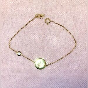 Elegant Gold Tone 925 Silver Bracelet with Leaf Pendant